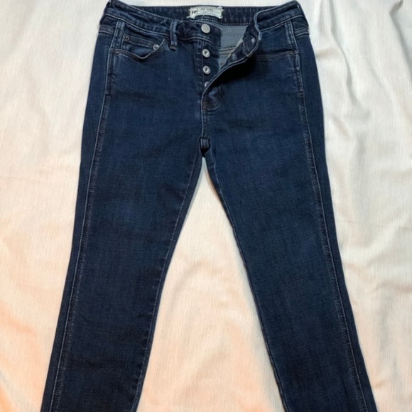 Free People Button Fly Skinny Jeans Size 25 - Picture 1 of 4